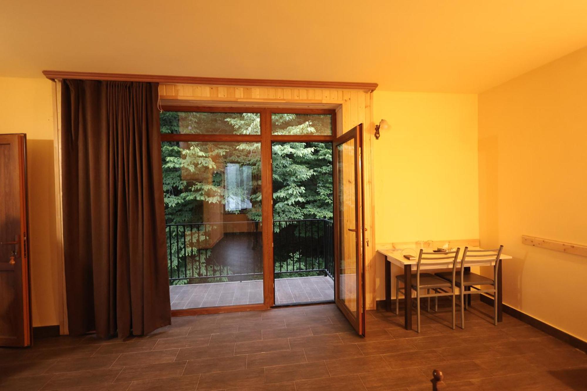 Yeghevnut Hotel Goris Zewnętrze zdjęcie