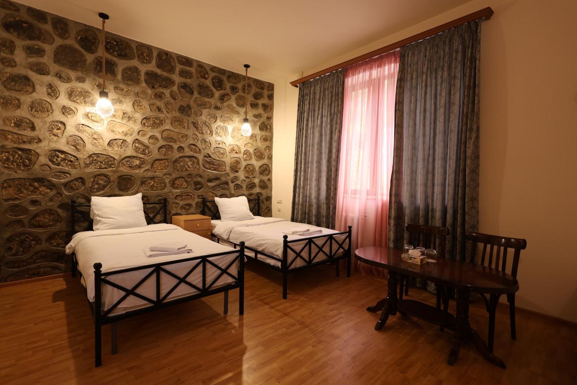 Yeghevnut Hotel Goris Zewnętrze zdjęcie