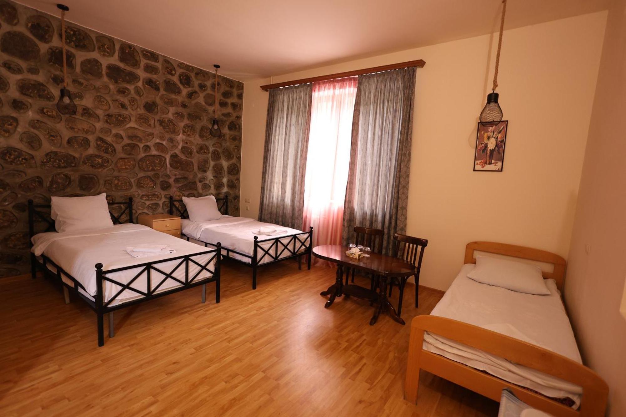 Yeghevnut Hotel Goris Zewnętrze zdjęcie