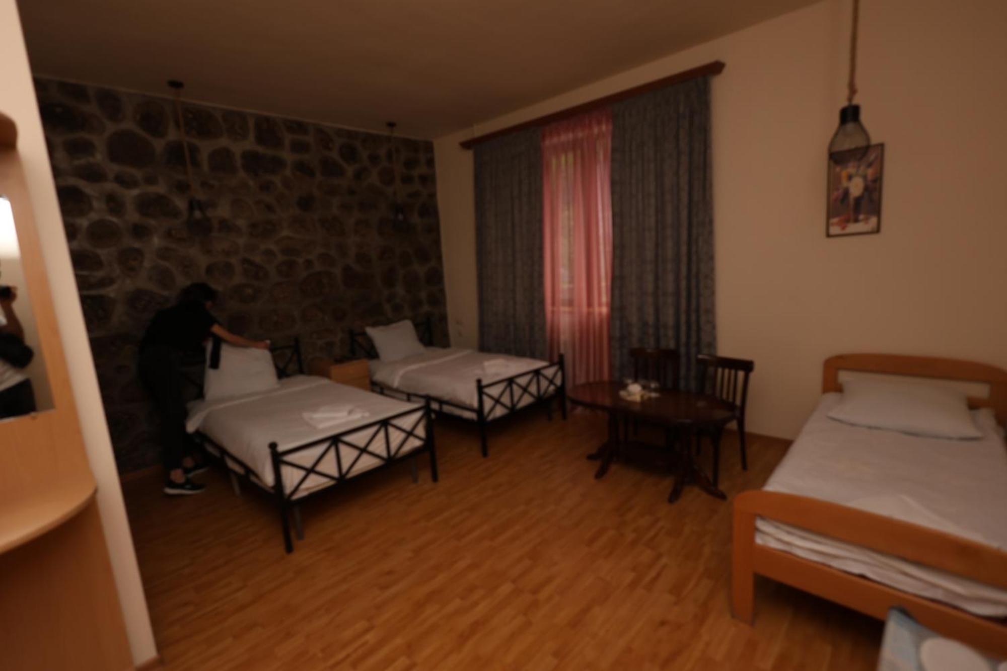 Yeghevnut Hotel Goris Zewnętrze zdjęcie